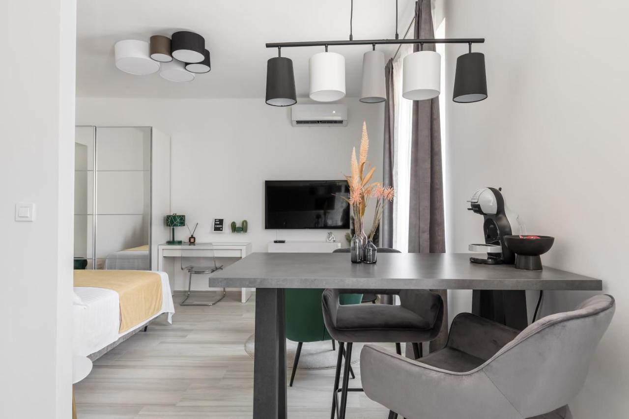 Studio Apartment Home Split Kültér fotó
